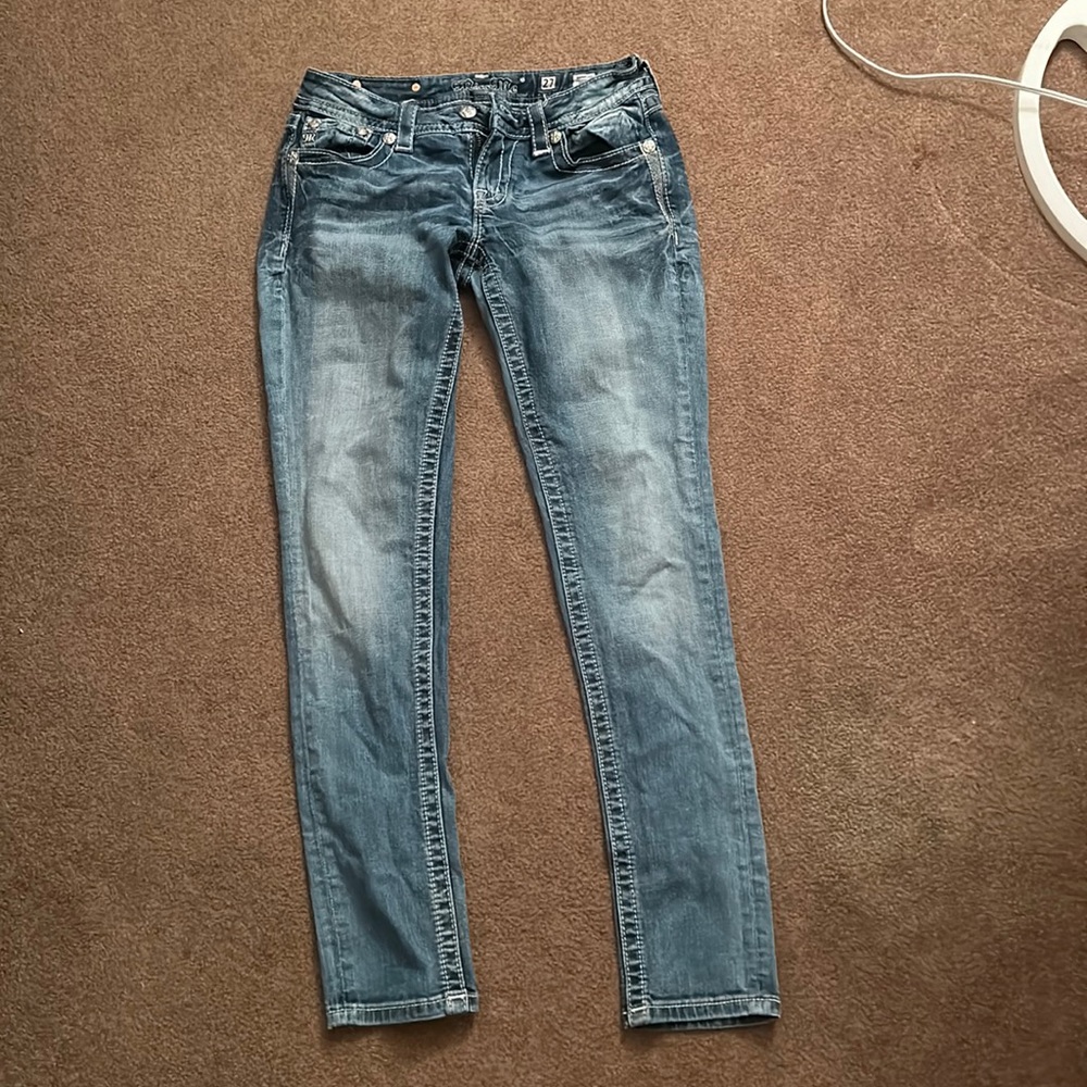Straight-leg Miss Me jeans